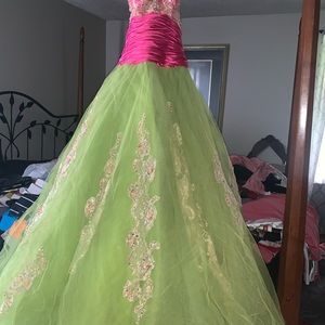 PROM DRESS